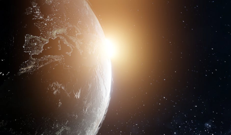 Aristoteles8217in-Dunya-Merkezli-Evren-Gorusu-Tarihi-Bir-Bakis-featured