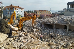 Umraniye8217de-Sahte-8220Mucize-Ilac8221-Yapilanmasina-Sok-Baskin-featured